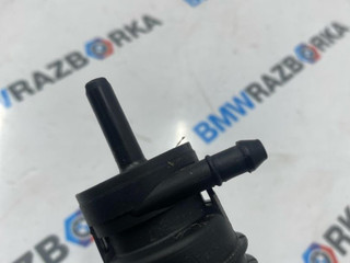 насос (моторчик) омывателя стекла BMW 5 серия F07/F10/F11 [рестайлинг] F11 2013, 2.0 л., дизель, универсал, 8362154