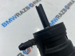насос (моторчик) омывателя стекла BMW 5 серия F07/F10/F11 [рестайлинг] F11 2013, 2.0 л., дизель, универсал, 8362154