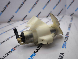 насос топливный BMW 5 серия F07/F10/F11 [рестайлинг] F11 2013, 2.0 л., дизель, универсал, 51437232773, 7232773
