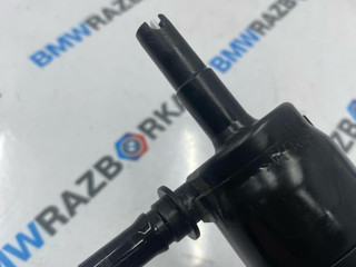 насос (моторчик) омывателя фар BMW 4 серия F32/F33 F33 2016, 3.0 л., B58B30, бензин, АКПП, кабриолет, 7217792