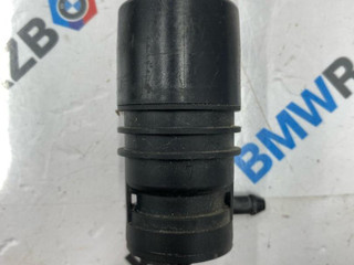 насос (моторчик) омывателя стекла BMW 5 серия F07/F10/F11 [рестайлинг] F11 2013, 2.0 л., дизель, универсал, 6934160