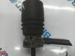 насос (моторчик) омывателя стекла BMW 5 серия F07/F10/F11 [рестайлинг] F11 2013, 2.0 л., дизель, универсал, 8362154