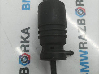 насос (моторчик) омывателя стекла BMW 5 серия F07/F10/F11 [рестайлинг] F11 2013, 2.0 л., дизель, универсал, 8362154