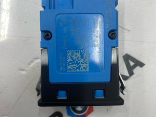 разъем AUX / USB BMW M3 G80/G81 G80 2023, S58B30A, АКПП, x1e, полный привод, 84105A84161, 5A84161