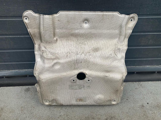 тепловой экран глушителя BMW M3 G80/G81 G80 2023, S58B30A, АКПП, x1e, полный привод, 8070511