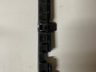 Кронштейн крепления порога BMW 5 серия F07/F10/F11 2009, 3.0 л., N57 D30 A, дизель, седан, 51777184776, 7184776