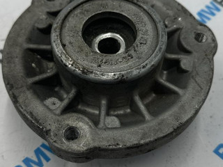 опора амортизатора верхняя (чашка) BMW 5 серия F07/F10/F11 F10 2011, 3.0 л., N52N B30 A, бензин, АКПП, седан, 6795777