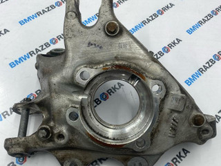 кулак задний правый BMW M4 G82/G83 G82 2021, S58B30A, АКПП, c36, купе, полный привод, правый руль, 8095658