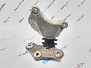 кронштейн КПП BMW M4 G82/G83 G82 2021, S58B30A, АКПП, c36, купе, полный привод, правый руль, 6861570, 6861571, 7953115