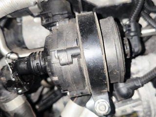насос антифриза дополнительный BMW M4 G82/G83 G82 2021, S58B30A, АКПП, c36, купе, полный привод, правый руль, 8651287, 11518651287