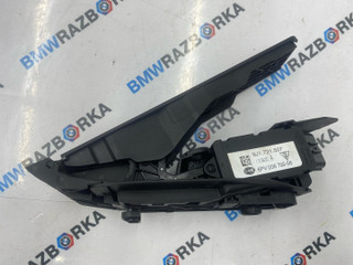 педаль Porsche Taycan 1 поколение 2022, электро, m7r, седан, полный привод, 9J1721507