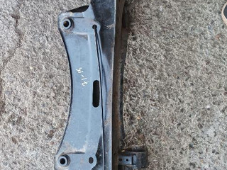 балка подвески задняя BMW X2 F39 2019, 2.0 л., B48A20E, бензин, 475, полный привод, 6883011, 33316883011