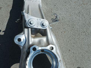 кулак поворотный правый BMW X6 G06 [рестайлинг] G06 2023, 3.0 л., i, B58B30, бензин, АКПП, a96, внедорожник 5 дв., полный привод, 31216876656, 6876656