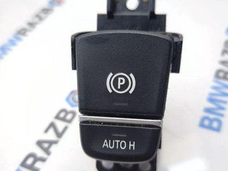 кнопка ручного тормоза (ручника) BMW 5 серия G30/G31 G30 2017, 2.0 л., B47 D20 B, дизель, АКПП, a90, седан, задний привод, правый руль, 6842027