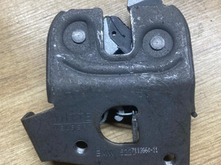 замок спинки сиденья BMW 5 серия G30/G31 G30 2017, 2.0 л., B47 D20 B, дизель, АКПП, a90, седан, задний привод, правый руль, 7112864