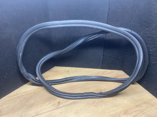 уплотнитель двери BMW 5 серия G30/G31 G30 2017, 2.0 л., B47 D20 B, дизель, АКПП, a90, седан, задний привод, правый руль, 7381326