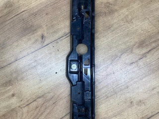Кронштейн крепления порога BMW 5 серия G30/G31 G30 2017, 2.0 л., B47 D20 B, дизель, АКПП, a90, седан, задний привод, правый руль, 51777387343, 7387343