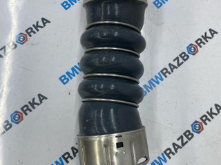 патрубок интеркулера BMW X5 G05 [рестайлинг] G05 2024, 3.0 л., B57 D30 B, дизель, АКПП, a96, внедорожник 5 дв., полный привод, 8599391