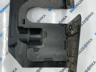 кожух (защита) рулевого механизма BMW X5 G05 [рестайлинг] G05 2024, 3.0 л., B57 D30 B, дизель, АКПП, a96, внедорожник 5 дв., полный привод, 51717424917, 7424917