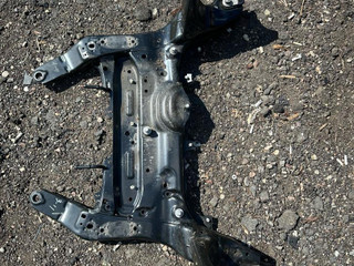 балка подвески передняя (подрамник) BMW X2 U10 2025, 2.0 л., бензин, АКПП, белый, внедорожник 5 дв., передний привод, правый руль, 8836336