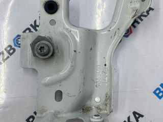 крепление ( кронштейн ) крыла BMW X2 U10 2025, 2.0 л., бензин, АКПП, белый, внедорожник 5 дв., передний привод, правый руль, 9883401