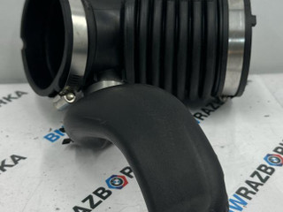 патрубок воздушного фильтра BMW X5 G05 [рестайлинг] G05 2024, 3.0 л., B57 D30 B, дизель, АКПП, a96, внедорожник 5 дв., полный привод, 1300452