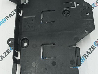 кронштейн блока управления BMW X7 G07 [рестайлинг] G07 2023, 3.0 л., B58B30P, бензин, АКПП, 475, внедорожник 5 дв., полный привод, 8780753, 61138780753