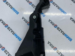 планка под капот BMW X7 G07 [рестайлинг] G07 2023, 3.0 л., B58B30P, бензин, АКПП, 475, внедорожник 5 дв., полный привод, 9866391