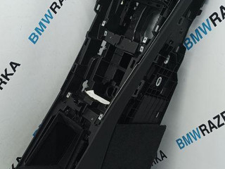 подлокотник BMW X7 G07 [рестайлинг] G07 2023, 3.0 л., B58B30P, бензин, АКПП, 475, внедорожник 5 дв., полный привод