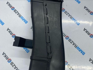воздуховод BMW X7 G07 [рестайлинг] G07 2023, 3.0 л., B58B30P, бензин, АКПП, 475, внедорожник 5 дв., полный привод, 13715A1F9B4, 5A1F9B4