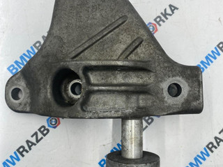 кронштейн двигателя BMW 7 серия F01/F02 F02 2008, 3.0 л., N54 B30 A, бензин, АКПП, 475, седан, задний привод, правый руль, 6777605