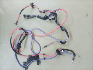 плюсовой провод аккумулятора BMW X2 U10 2025, 2.0 л., бензин, АКПП, белый, внедорожник 5 дв., передний привод, правый руль, 7650185
