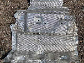 тепловой экран глушителя BMW M2 G87 2023, S58B30A, АКПП, купе, задний привод, 8082082