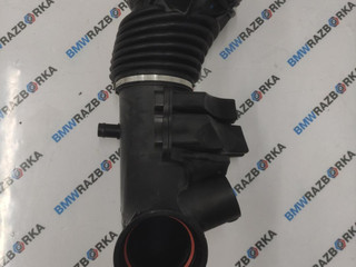 патрубок турбины BMW X5 G05 [рестайлинг] G05 2023, 3.0 л., B58B30P, бензин, АКПП, brooklyn grau metallic, внедорожник 5 дв., полный привод, 5A1F9C2, 13715A1F9C2