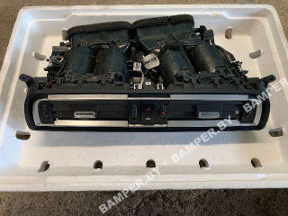 дефлектор обдува салона BMW 7 серия F01/F02 2008, 4.4 л., бензин, АКПП, седан, 64229115859