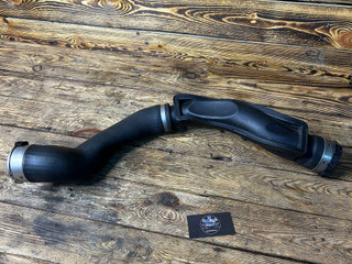 патрубок интеркулера BMW 7 серия F01/F02 F01 2009, 3.0 л., N57 D30 A, дизель, АКПП, седан, 11617800145, 7800145, 7809834