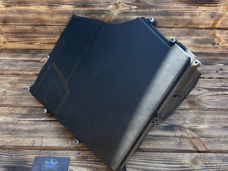 короб предохранителей Land Rover Range Rover 3 поколение L322 2004, 4.4 л., M62 B44, бензин, АКПП, внедорожник 5 дв., 12527516708, 7516708