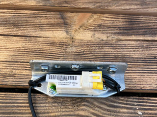 датчик удара Land Rover Range Rover 3 поколение L322 2004, 4.4 л., M62 B44, бензин, АКПП, внедорожник 5 дв., YDB000220