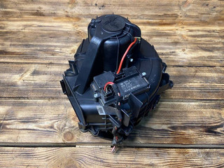 моторчик печки BMW 7 серия F01/F02 [рестайлинг] F01LCI 2013, 3.0 л., N57 D30 A, дизель, АКПП, седан