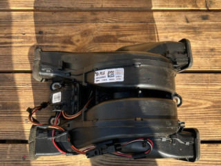 моторчик печки BMW 7 серия F01/F02 [рестайлинг] F01LCI 2013, 3.0 л., N57 D30 A, дизель, АКПП, седан, 64119216335, 9216335