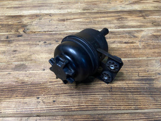 бачок гидроусилителя Land Rover Range Rover 3 поколение L322 2004, 4.4 л., M62 B44, бензин, АКПП, внедорожник 5 дв.