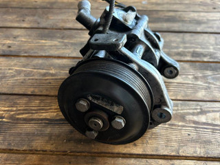 насос гидроусилителя руля BMW 7 серия F01/F02 F01 2012, 4.4 л., N63 B44 A, бензин, АКПП, седан, 32427545298, 7545298, 6796493, 32416796493, 32416789547, 6789547