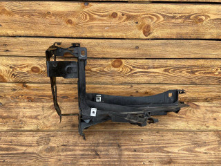 крепление фары левой BMW 7 серия F01/F02 F01 2012, 4.4 л., N63 B44 A, бензин, АКПП, седан, 51647184159, 7184159