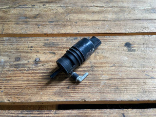 насос (моторчик) омывателя стекла BMW 7 серия F01/F02 F01 2012, 4.4 л., N63 B44 A, бензин, АКПП, седан, 67126934160, 6934160