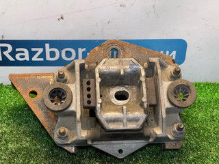подушка крепления двигателя Ford Mondeo 3 поколение 2003, 2.0 л., бензин, МКПП, универсал