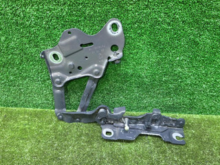 петля капота правая BMW XM G09 2023, 4.4 л., S68B44A, бензин, АКПП, dravitgrau metallic (c36), внедорожник 5 дв., полный привод, 7418202, 7418202