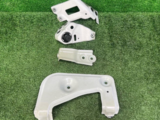 крепление ( кронштейн ) крыла BMW X5 G05 [рестайлинг] G05 2023, 3.0 л., B57 D30 B, дизель, АКПП, mineralweiß metallic (a96), внедорожник 5 дв., полный привод, 7418219, 7418217, 7418219, 7472595, 7472595, 7418217, 7418215, 7418215