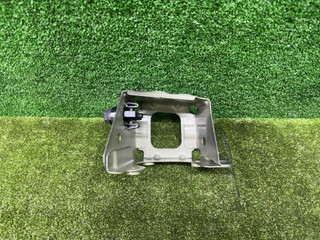 крепление ( кронштейн ) крыла BMW XM G09 2023, 4.4 л., S68B44A, бензин, АКПП, dravitgrau metallic (c36), внедорожник 5 дв., полный привод, 9451339, 9451339