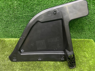 планка под капот BMW X7 G07 [рестайлинг] G07 (2022 - 2026), 3.0 л., B58B30P, бензин, АКПП, mineralweiß metallic (a96), внедорожник 5 дв., 7434881, 51717434881