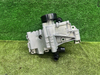 помпа BMW 5 серия G60/G61 2025, 2.0 л., бензин, a90, седан, задний привод, правый руль, 8650988, 8650988